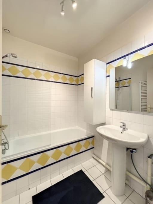 Appartement Au Coeur De 特鲁瓦 外观 照片
